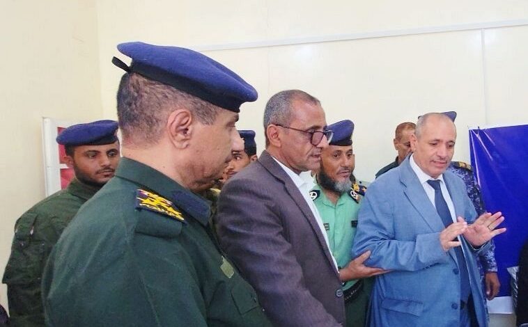 افتتاح فرع للأحوال المدنية في المسراخ بتعز وتأكيد على تحسين الخدمات وتخفيف معاناة المواطنين 1 افتتاح فرع للأحوال المدنية في المسراخ بتعز وتأكيد على تحسين الخدمات وتخفيف معاناة المواطنين
