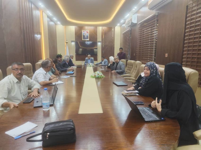 عدن.. اجتماع صحي موسع يناقش تطورات الوضع الوبائي وخطط تعزيز التحصين في اليمن