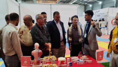 عدن تحتضن النسخة الثانية من معرض "عدن هيلث" الطبي بمشاركة واسعة من القطاع الصحي 10 عدن تحتضن النسخة الثانية من معرض "عدن هيلث" الطبي بمشاركة واسعة من القطاع الصحي