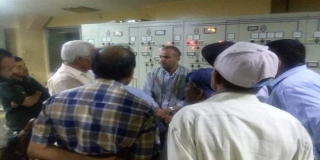 مدير كهرباء الحوثيين بالحديدة يعتدي على مدير مدرسة بسبب منشور