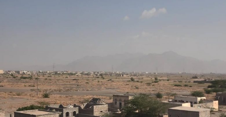 ضمن خروقاتها.. مليشيات الحوثي تكثف قصفها للاحياء السكنية بحيس 1 ضمن خروقاتها.. مليشيات الحوثي تكثف قصفها للاحياء السكنية بحيس