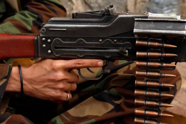 قيادات حوثية تعتدي على مواطنين في صنعاء رفضوا التنازل عن أرض يملكونها 1 قيادات حوثية تعتدي على مواطنين في صنعاء رفضوا التنازل عن أرض يملكونها