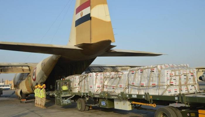 لبنان .. وصول طائرة مساعدات طبية وغذائية مقدمة من مصر 1 لبنان .. وصول طائرة مساعدات طبية وغذائية مقدمة من مصر