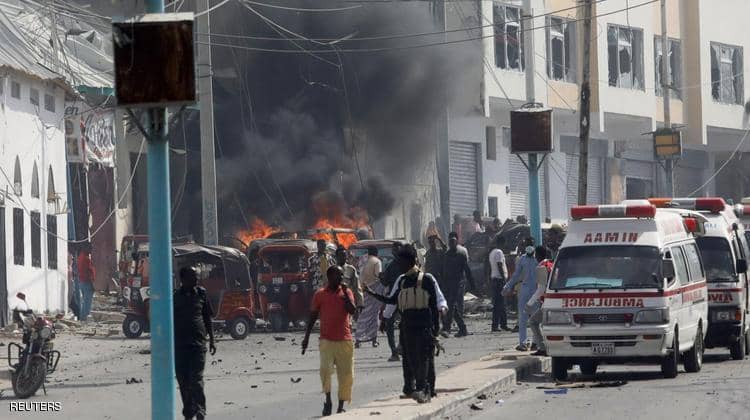 مقتل 20 شخصا في انفجار عنيف هز العاصمة الصومالية مقديشو 1 مقتل 20 شخصا في انفجار عنيف هز العاصمة الصومالية مقديشو