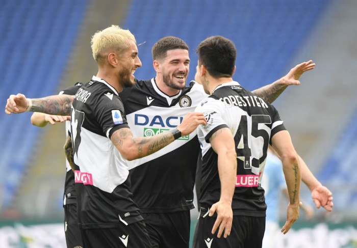 أودينيزي يحقق فوزاً صعباً على مضيفه ساسولو في الدوري الإيطالي 1 أودينيزي يحقق فوزاً صعباً على مضيفه ساسولو في الدوري الإيطالي