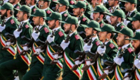 إيران توجه تهديد لقاعدة عسكرية أميركية وعسكريين بارزين 1 إيران توجه تهديد لقاعدة عسكرية أميركية وعسكريين بارزين