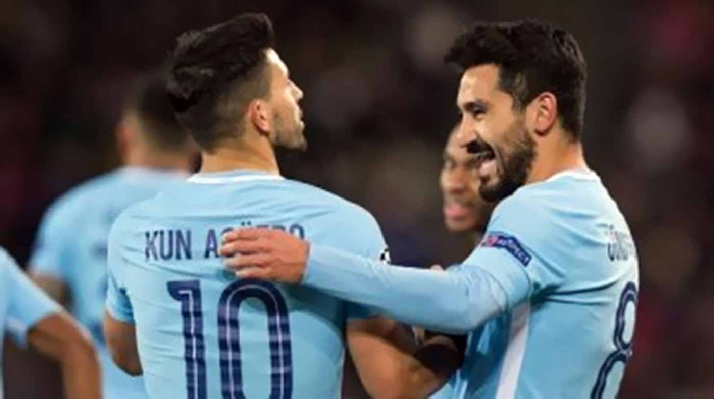 مانشستر يبلغ النصف النهائي بعد فوزه على إيفرتون 1 مانشستر يبلغ النصف النهائي بعد فوزه على إيفرتون
