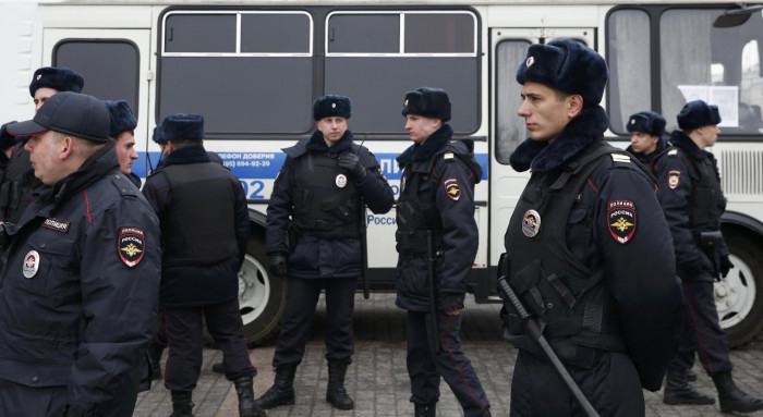 روسيا .. مقتل شخصين بانفجار قنبلة يدوية 1 روسيا .. مقتل شخصين بانفجار قنبلة يدوية