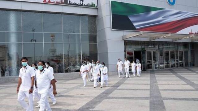 الكويت تعلن تطعيم مليون شخص من مواطنيها ضد فيروس كورونا 1 الكويت تعلن تطعيم مليون شخص من مواطنيها ضد فيروس كورونا