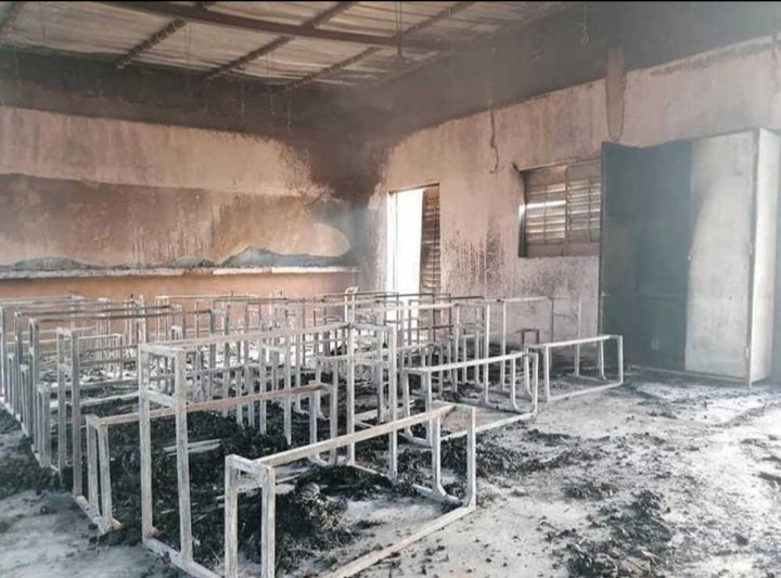 النيجر.. وفاة 20 طفلا جراء اندلاع حريق في مدرستهم 1 النيجر.. وفاة 20 طفلا جراء اندلاع حريق في مدرستهم