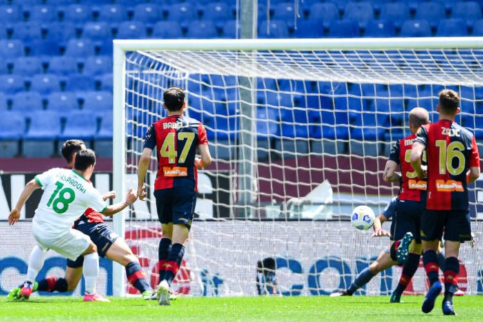 ساسولو يفوز على مضيفه جنوه بالدوري الإيطالي 1 ساسولو يفوز على مضيفه جنوه بالدوري الإيطالي