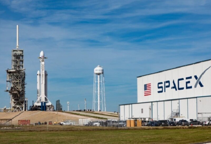 شركة "سبيس إكس" ا لأمريكية: نجاح إطلاق صاروخ Falcon 9 وعلى متنه 52 قمراً صناعياً 1 شركة "سبيس إكس" ا لأمريكية: نجاح إطلاق صاروخ Falcon 9 وعلى متنه 52 قمراً صناعياً