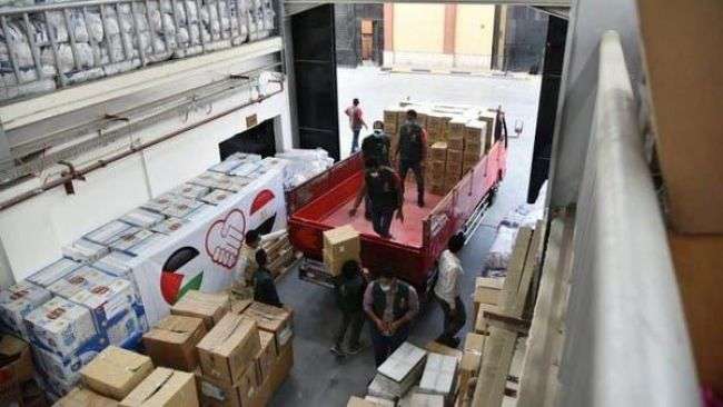 مصر ترسل 65 طناً من الأدوية والمستلزمات الطبية لدعم فلسطين 1 مصر ترسل 65 طناً من الأدوية والمستلزمات الطبية لدعم فلسطين