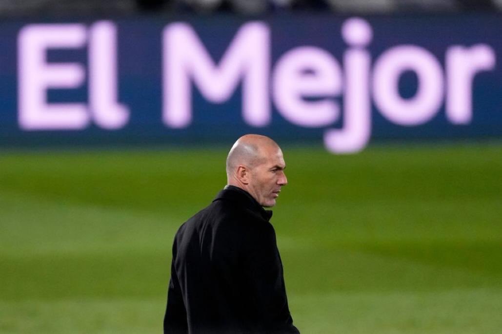 رسميا.. ريال مدريد يعلن رحيل مدربه زين الدين زيدان 1 رسميا.. ريال مدريد يعلن رحيل مدربه زين الدين زيدان