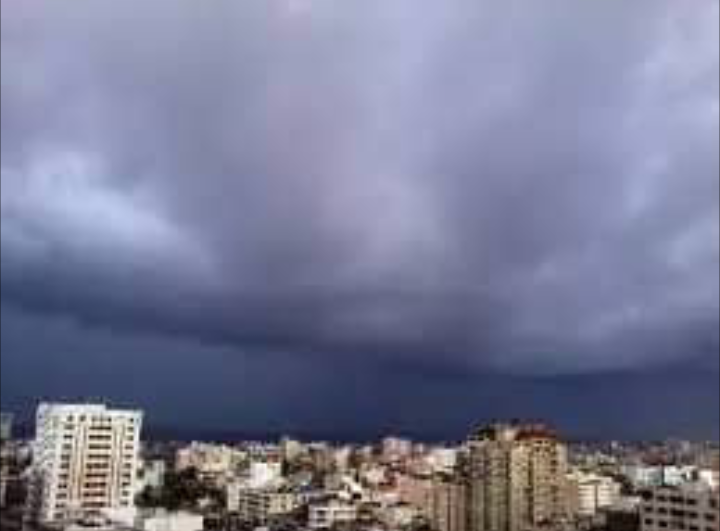 تحذيرات من منخفض جوي جديد بين اليمن وسلطنة عمان 1 تحذيرات من منخفض جوي جديد بين اليمن وسلطنة عمان