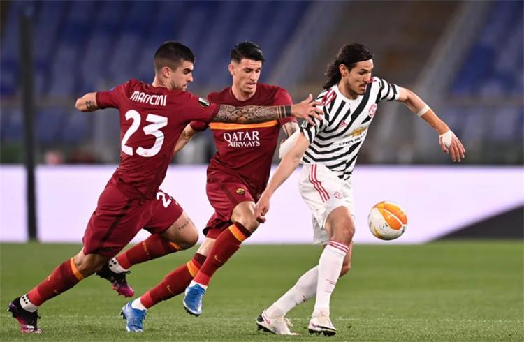 مانشستر يونايتد يطيح بروما ويضرب موعدًا مع فياريال في نهائي الدوري الأوروبي 1 مانشستر يونايتد يطيح بروما ويضرب موعدًا مع فياريال في نهائي الدوري الأوروبي