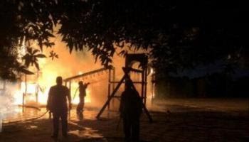 إيران.. اندلاع حريق ضخم في شركة نفط بالأهواز بسبب احتفالات أنصار رئيسي 1 إيران.. اندلاع حريق ضخم في شركة نفط بالأهواز بسبب احتفالات أنصار رئيسي