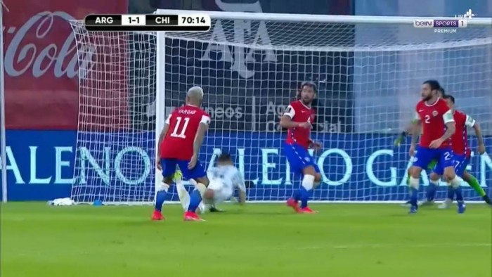 التعادل يسيطر على مباراة تشيلي و الأرجنتين في تصفيات كأس العالم 1 التعادل يسيطر على مباراة تشيلي و الأرجنتين في تصفيات كأس العالم