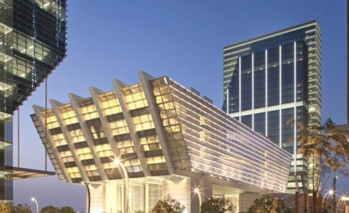 بعد نجاح تصميم منصته .. الإمارات تستعد لإطلاق أول بنك رقمي متكامل 1 بعد نجاح تصميم منصته .. الإمارات تستعد لإطلاق أول بنك رقمي متكامل
