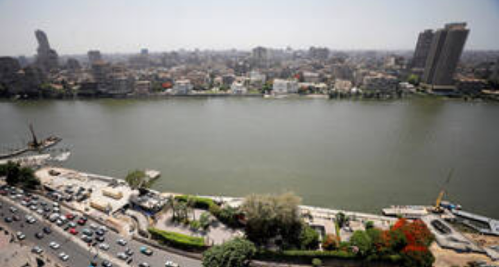 مصرع قبطان بحري مصري بسبب رفضه مغادرة سفينته أثناء تعرضها للغرق 1 مصرع قبطان بحري مصري بسبب رفضه مغادرة سفينته أثناء تعرضها للغرق