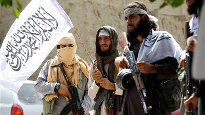 طالبان تعدم 22 من الكوماندوز الأفغاني بعد استسلامهم 1 طالبان تعدم 22 من الكوماندوز الأفغاني بعد استسلامهم