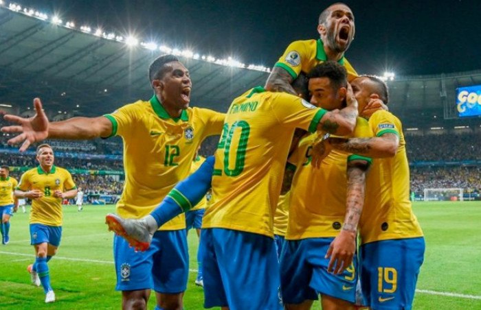 البرازيل تكتسح بيرو وتصعد إلى نهائي كوبا أمريكا 1 البرازيل تكتسح بيرو وتصعد إلى نهائي كوبا أمريكا