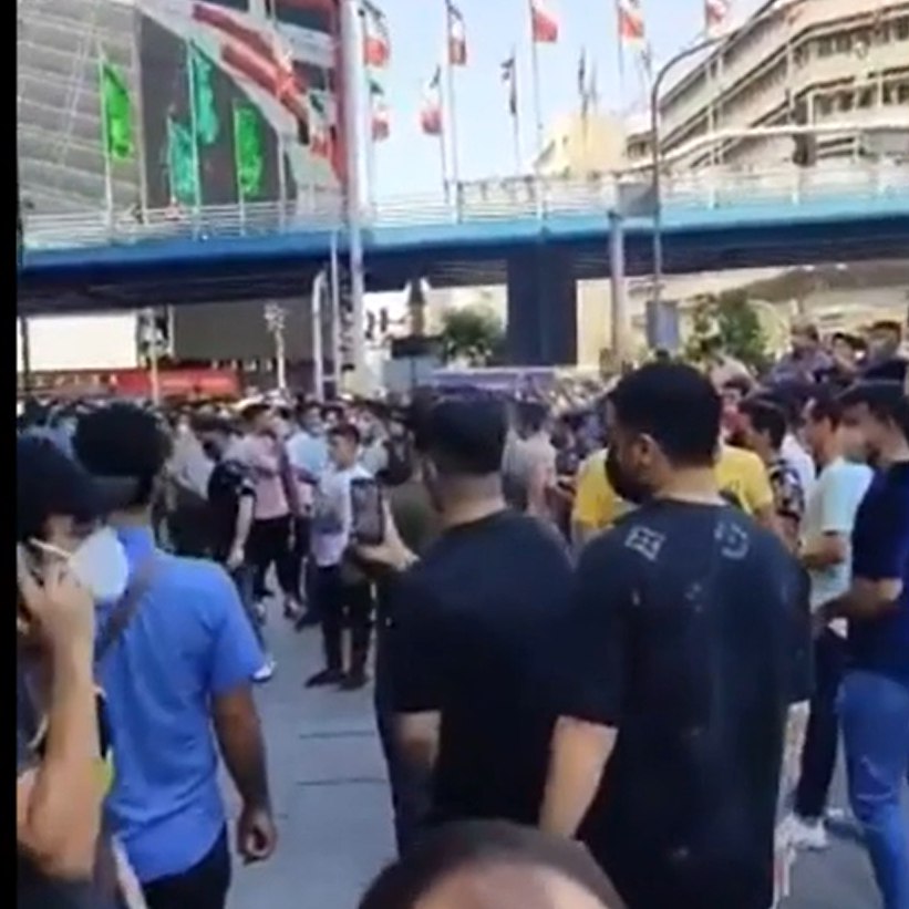 هتافات ضد خامنئي قرب طهران .. الإحتجاجات في إيران تتوسع