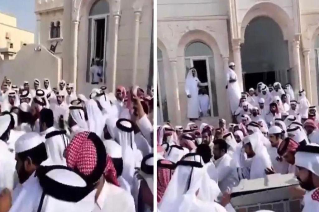 احتجاجات في قطر تندد بعنصرية الانتخابات 1 احتجاجات في قطر تندد بعنصرية الانتخابات