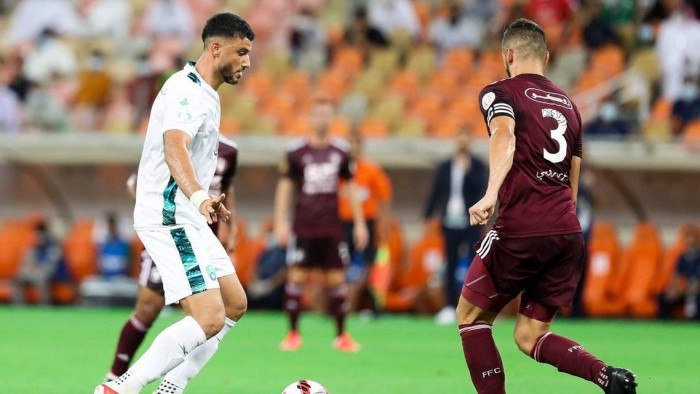 الأهلي يتعادل أمام الفيصلي بهدف لمثله في أولى مواجهاته بالدوري السعودي 1 الأهلي يتعادل أمام الفيصلي بهدف لمثله في أولى مواجهاته بالدوري السعودي