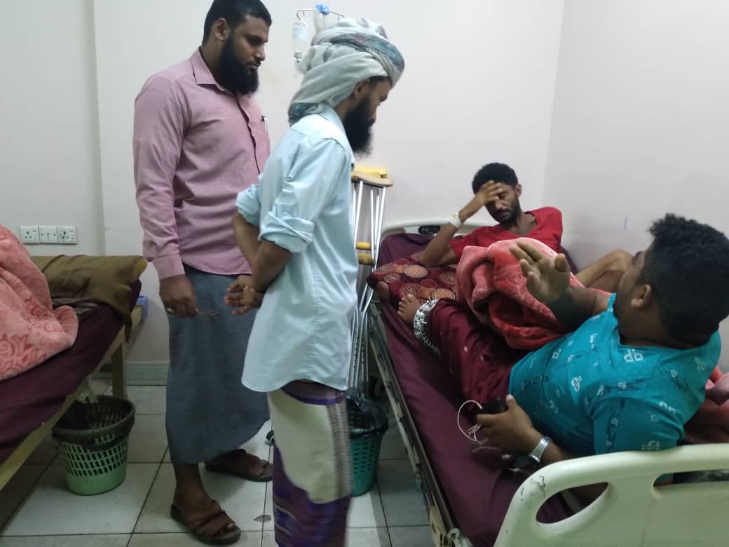 زيارة تفقدية لجرحى اللواء الثاني تهامة في عدن 1 زيارة تفقدية لجرحى اللواء الثاني تهامة في عدن