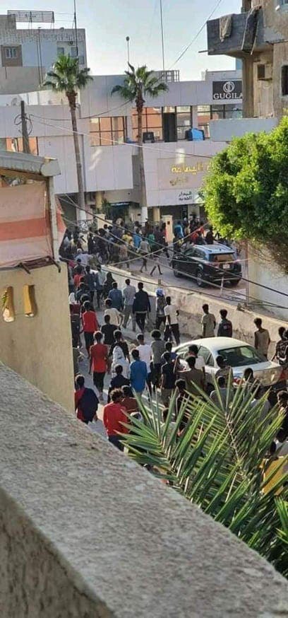 ليبيا .. فرار جماعي للمهاجرين وسط غياب أمني 1 ليبيا .. فرار جماعي للمهاجرين وسط غياب أمني