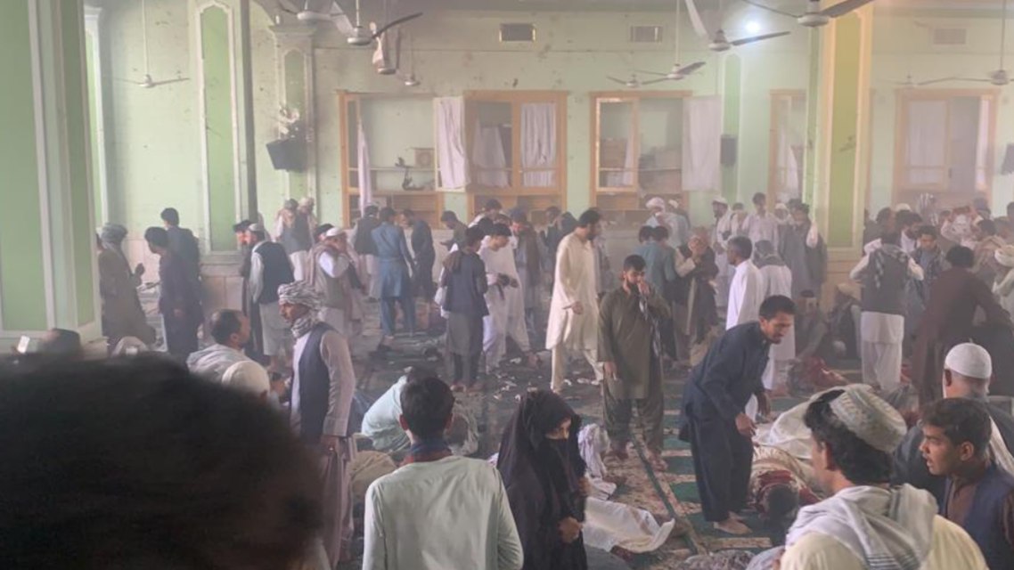 تفجير يستهدف مسجدا في قندهار أثناء صلاة الجمعة 1 تفجير يستهدف مسجدا في قندهار أثناء صلاة الجمعة