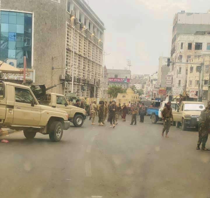 متحدث القوات الجنوبية يكشف تفاصيل جديدة عن احداث كريتر بعدن 1 متحدث القوات الجنوبية يكشف تفاصيل جديدة عن احداث كريتر بعدن