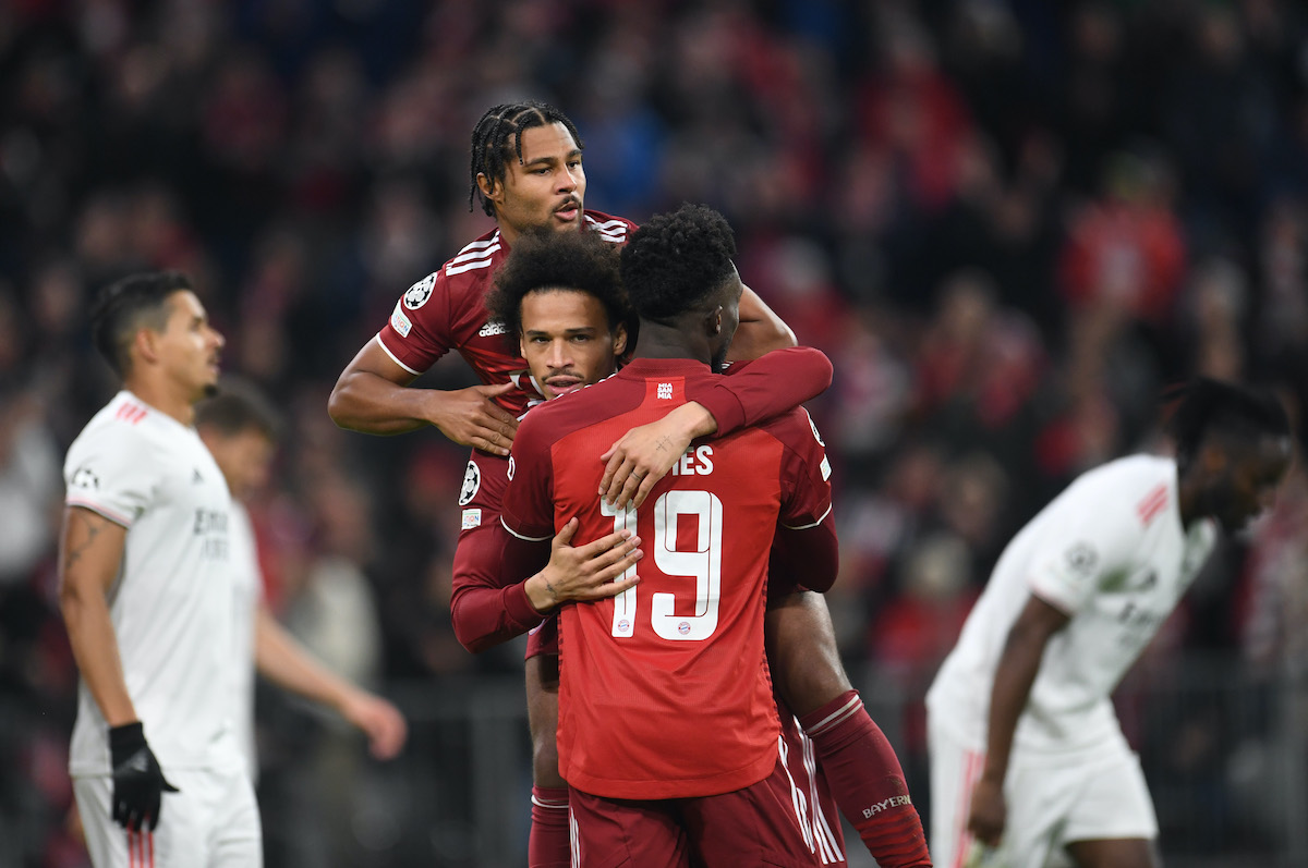‏هاتريك ‎ليفاندوفسكي يقود ‎بايرن لعبور ‎بنفيكا والتأهل لدور الـ16 بـ ‎دوري الأبطال