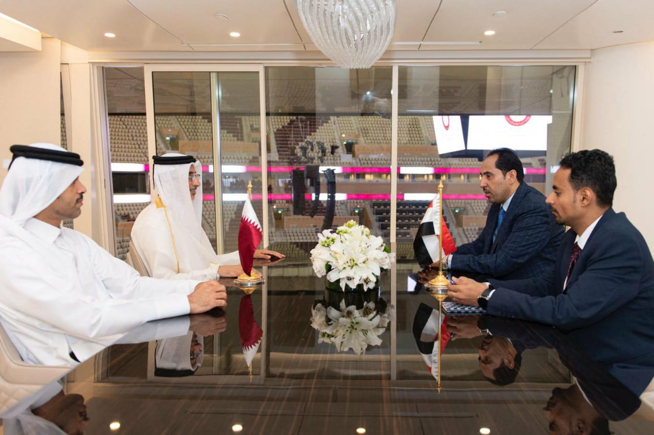 وزير الشباب والرياضة اليمني يبحث مع نظيره القطري التعاون بين البلدين