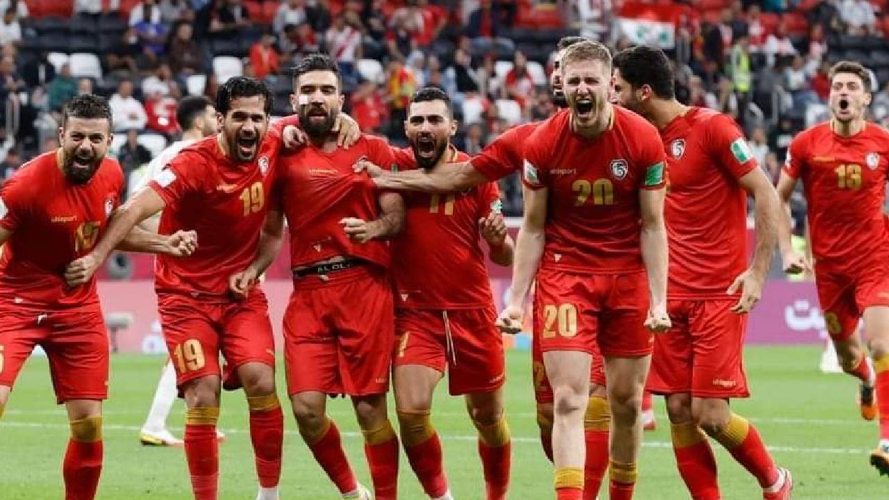 سوريا تبقي على آمالها في التأهل لدور الثمانية بالفوز على تونس