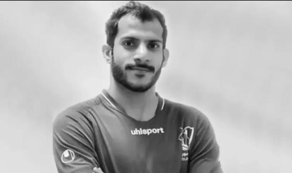 صدمة حزن عارمة في عمان بعد وفاة لاعب كرة قدم أثناء الإحماء