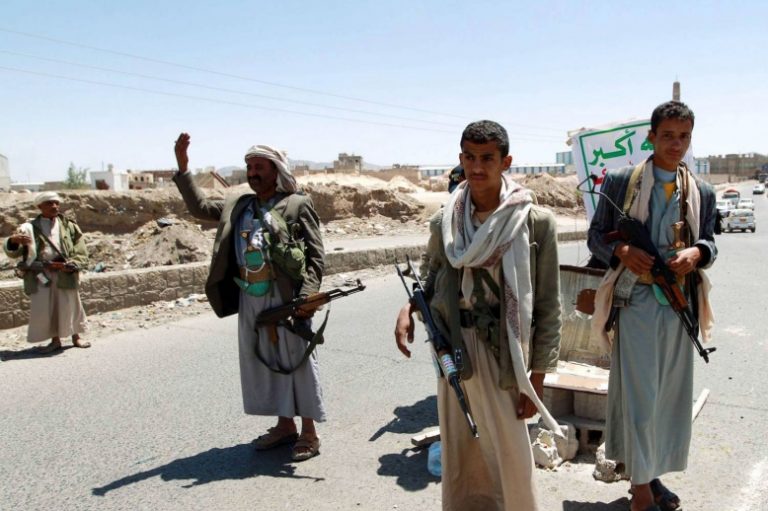مليشيا الحوثي تعدم مواطناً في إحدى النقاط في الجوف