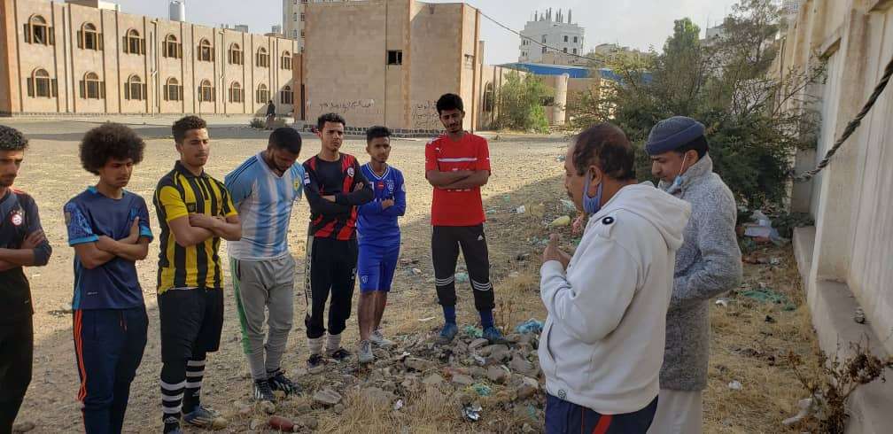 "الجبني" يزور المعسكر الإعدادي لنادي شباب المحويت في صنعاء