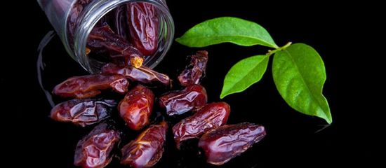 تعرف على فوائد تناول التمر