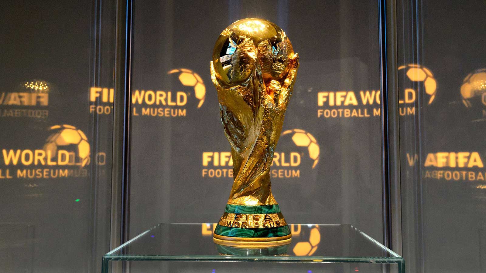 الاتحاد الفرنسي يدعو الى طرد روسيا من كأس العالم