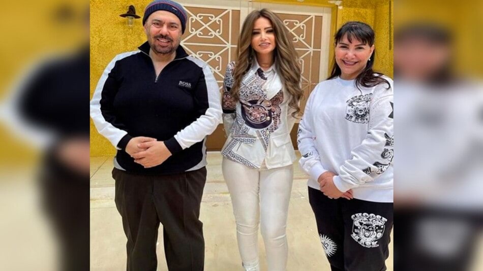 مي العيدان تصالح هدى حسين بمنزل عبدالعزيز المسلم بعد خلاف دام 21 عاما