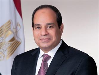 السيسي يهنئ المنتخب المصري بعد التأهل التاريخي إلى دور الـ16 في كأس العالم