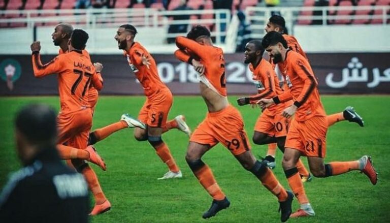 نهضة بركان المغربي يحرز كأس الاتحاد الإفريقي للمرة الثانية في تاريخه