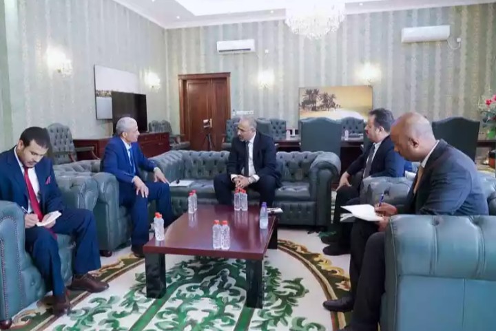 النائب الزبيدي يلتقي رئيس اللجنة العسكرية والأمنية لمناقشة ماتم انجازه خلال الفترة الماضية