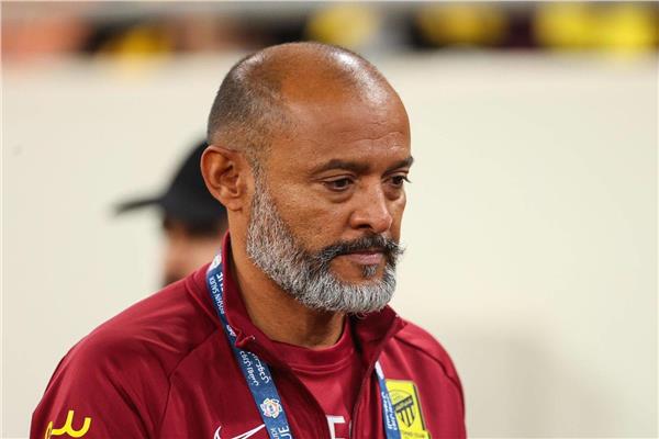اتحاد جدة يعلن إقالة المدرب البرتغالي نونو سانتو