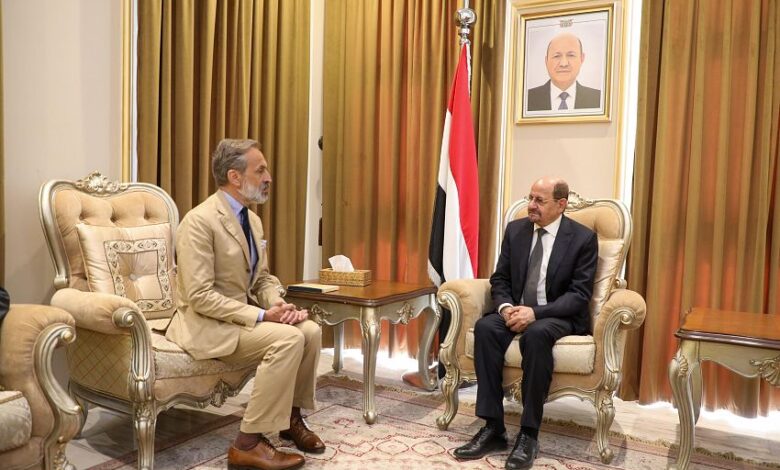 الحكومة اليمنية تجدد استعدادها لتسهيل عمل المنظمات الإنسانية وإيصال المساعدات