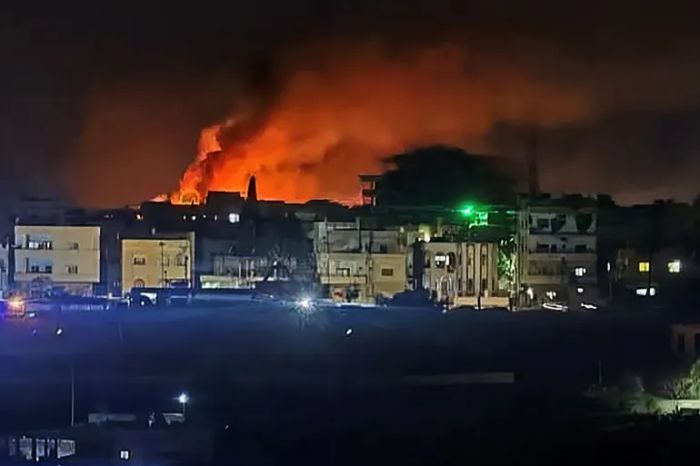 غارات إسرائيلية جديدة على سوريا تسفر عن قتيل وأربعة جرحى 1 غارات إسرائيلية جديدة على سوريا تسفر عن قتيل وأربعة جرحى