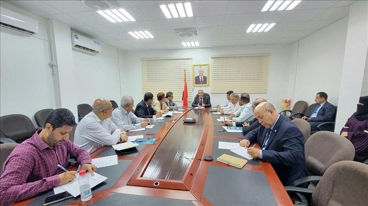 تدشين الاجتماع الأول للجنة الوطنية لسلامة الغذاء في عدن 1 تدشين الاجتماع الأول للجنة الوطنية لسلامة الغذاء في عدن
