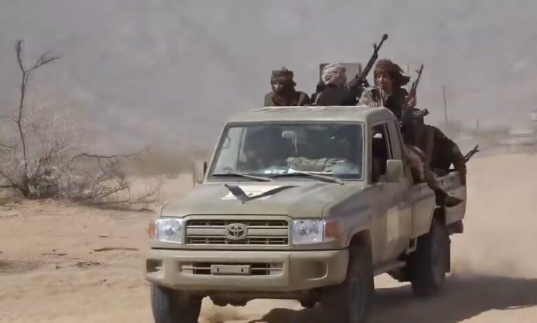 العمالقة تحبط هجوماً حوثياً واسعاً جنوب مأرب وتكبد المليشيا خسائر فادحة
